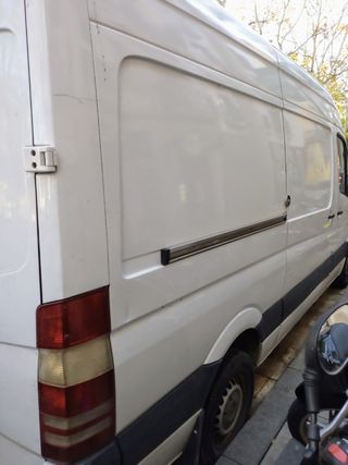 Mercedes-Benz Sprinter 2012
