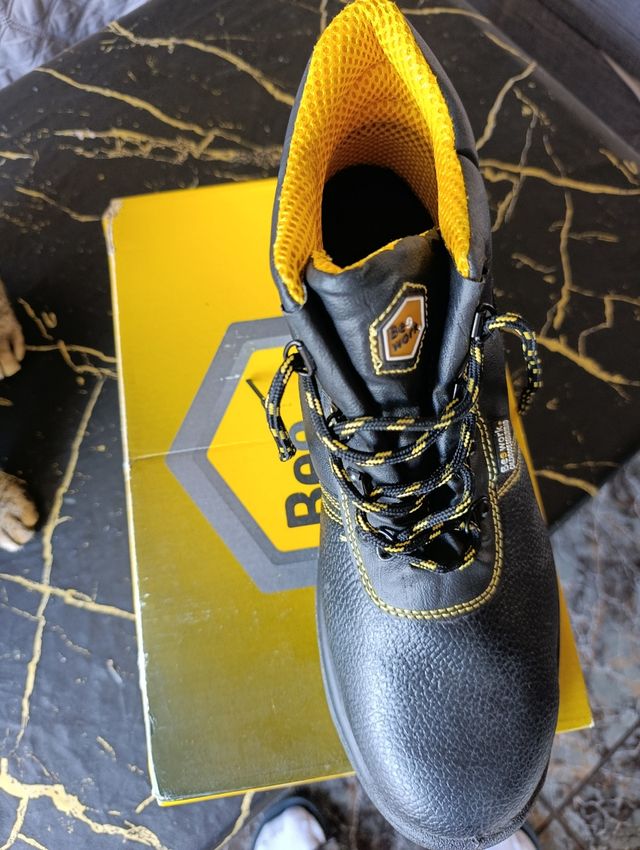 Stivali di sicurezza Bee Work