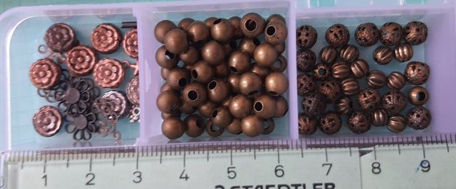 Abalorios de metal color plata, bronce, cobre