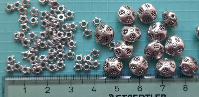 Abalorios de metal color plata, bronce, cobre
