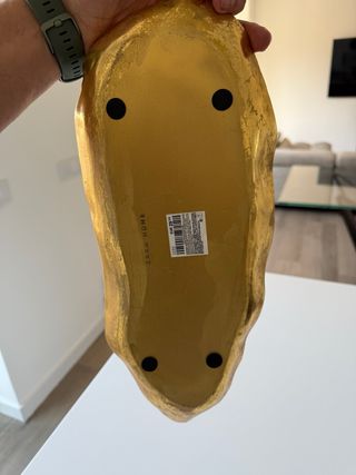 Bandeja grande color oro Zara Home