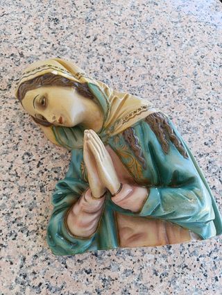 Virgen María de pared - Escayola