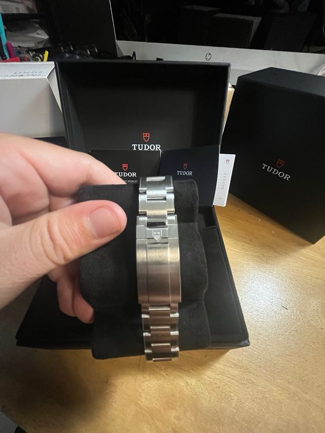 Tudor Black Bay 7941A1A0RU   15-20% de descunto