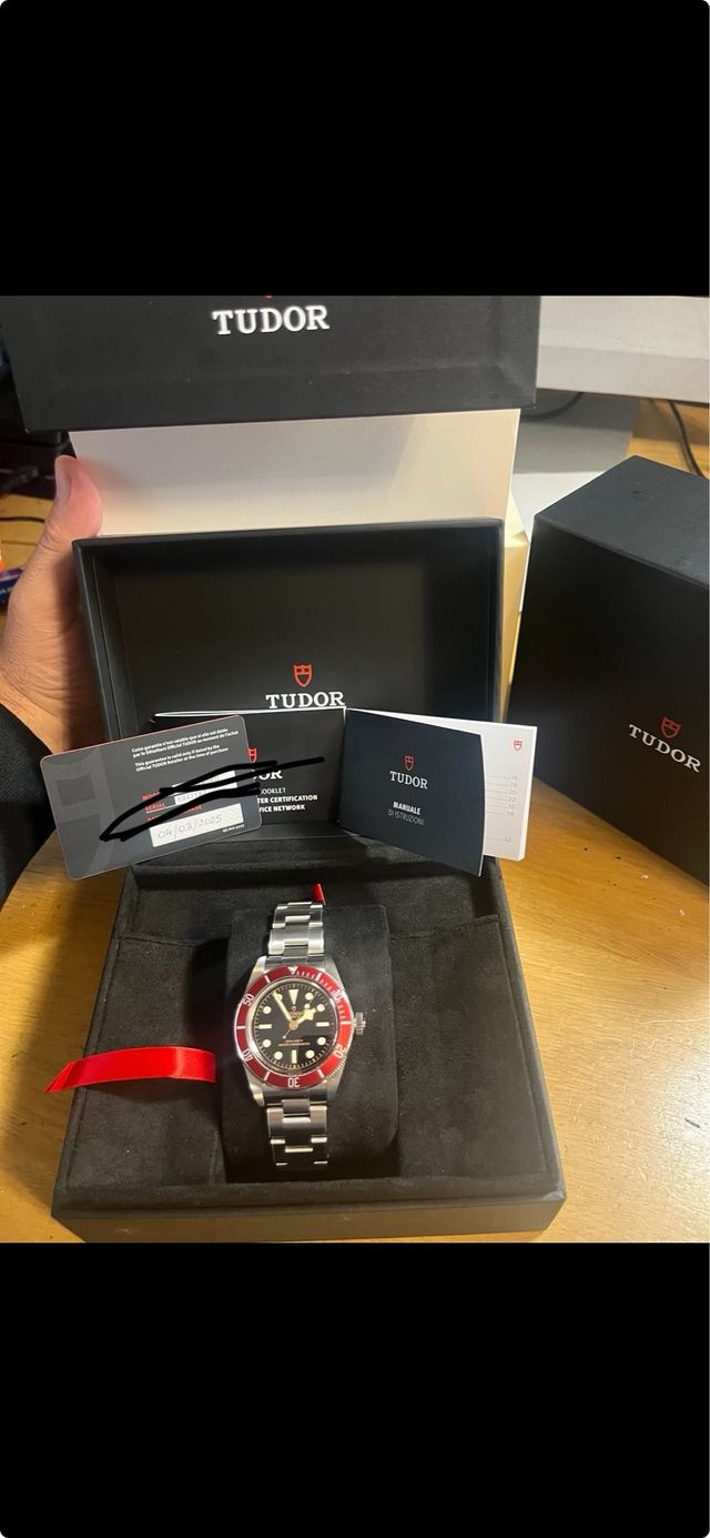 Tudor Black Bay 7941A1A0RU   15-20% de descunto 