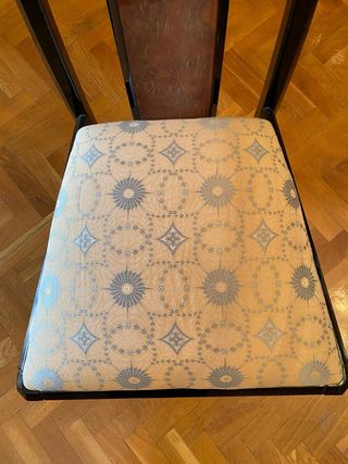 Mesa y sillas de comedor