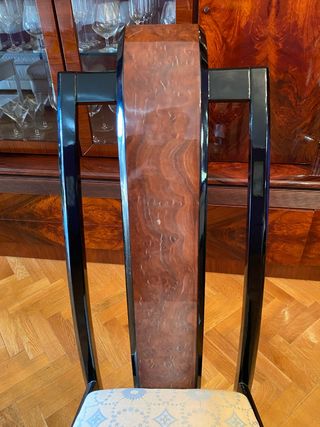 Mesa y sillas de comedor