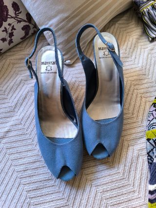 Tacones Mayfran azul marino -talla 39
