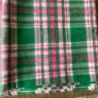 Tessuto scozzese verde e rosa