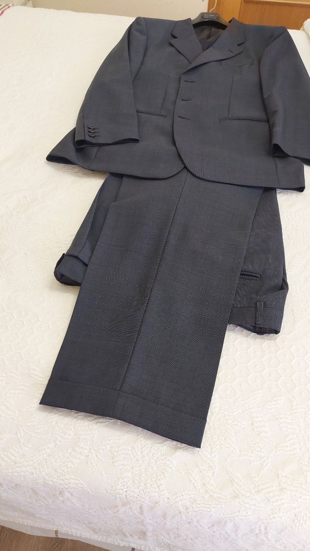 Traje gris hombre - Elegante