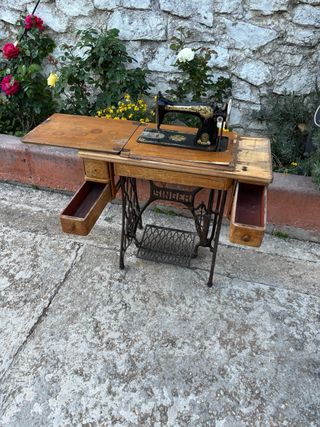 Máquina coser Singer Antigua