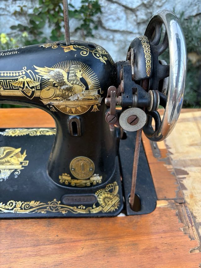 Máquina coser Singer Antigua