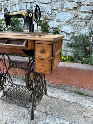 Máquina coser Singer Antigua
