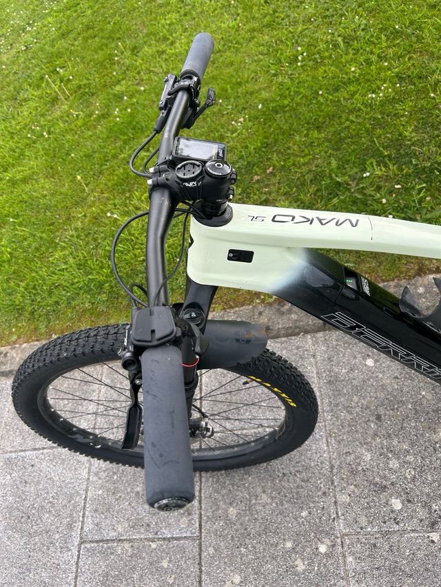 Bicicleta Eléctrica Berria Mako SL