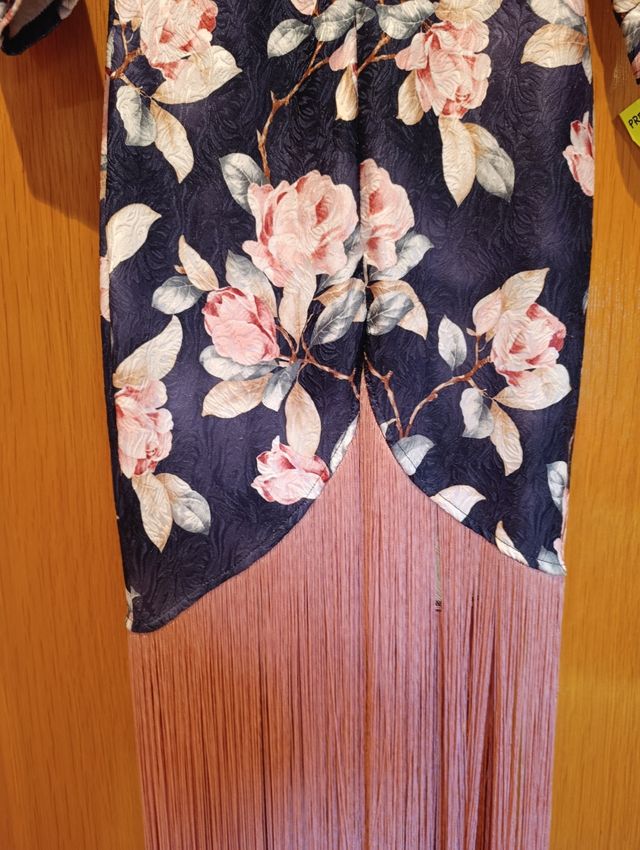 Vestido flecos