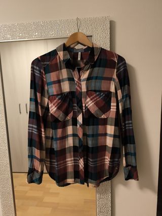 Camisa Stradivarius cuadros
