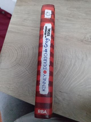 Diario de Greg 1 - Un pringao total