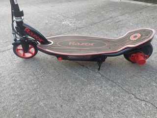 Patinete eléctrico niño