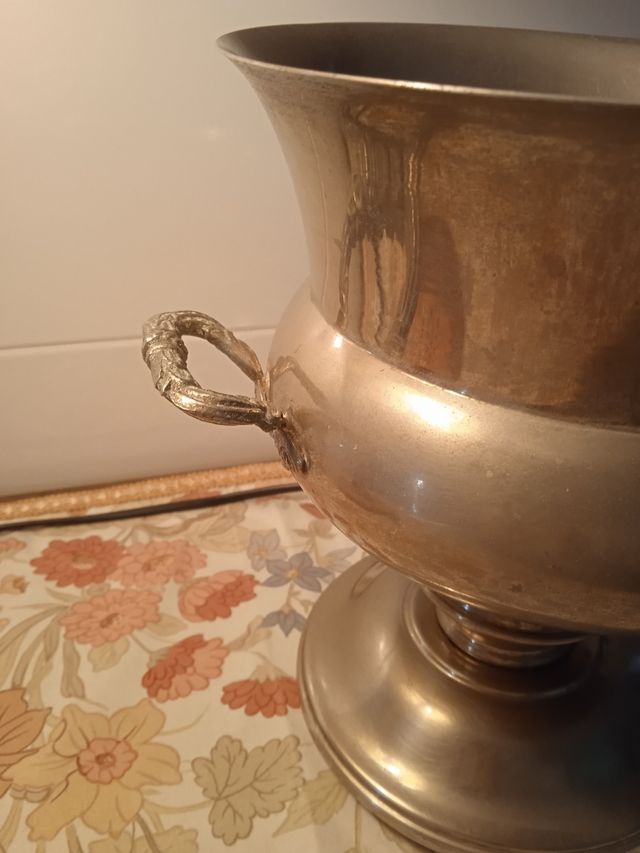 Antigua cubierta de metal