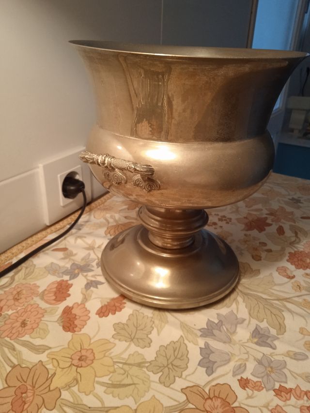 Antigua cubierta de metal