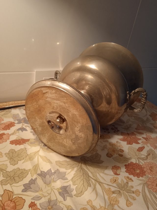 Antigua cubierta de metal