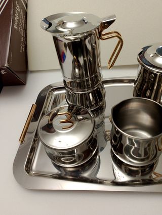 Cafetera italiana + juego de café