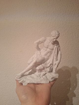 Estatua Hércules en reposo