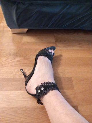 4 pares Sandalias de firma t37  por 50 € las 4