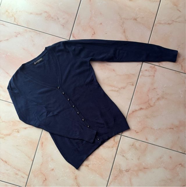 Cardigan blu bottoni
