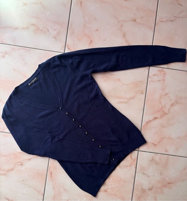Cardigan blu bottoni