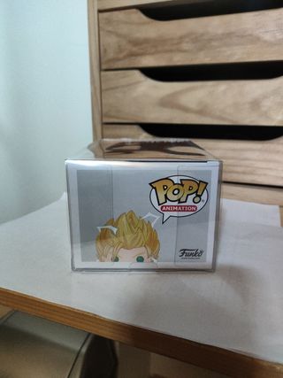 Funko Pop Goku SSJ 865 Chase