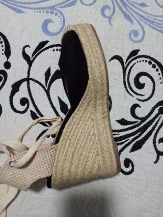 Esparteñas cuña color negro 38 Marypaz