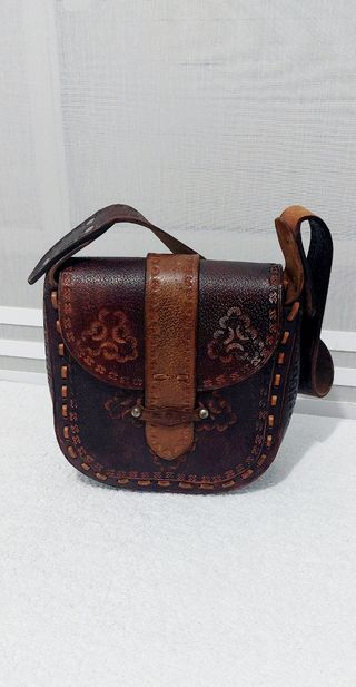 Bolso De Cuero Labrado 