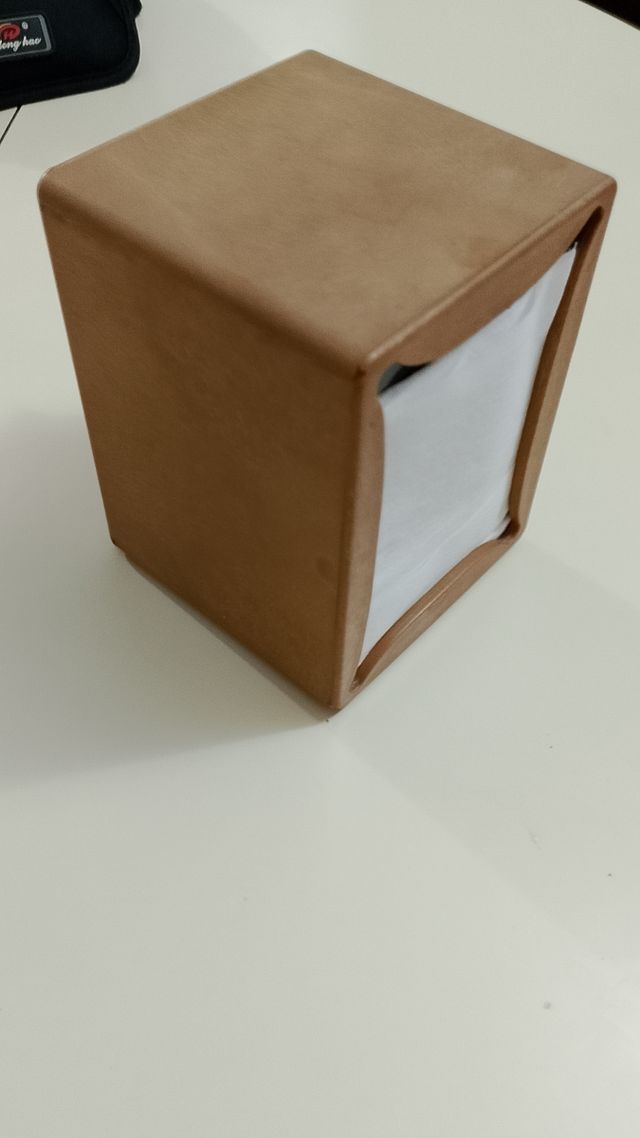 Servilleteros  dos caras de papel tengo 14