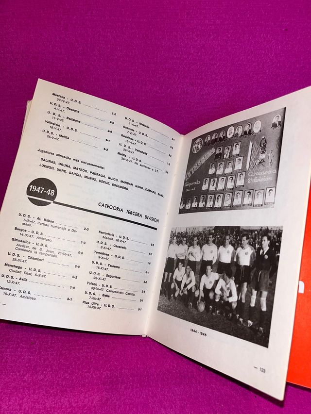 Libro antiguo fútbol Salamanca UDS