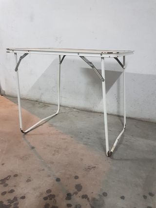 Vendo 2 mesas plegables