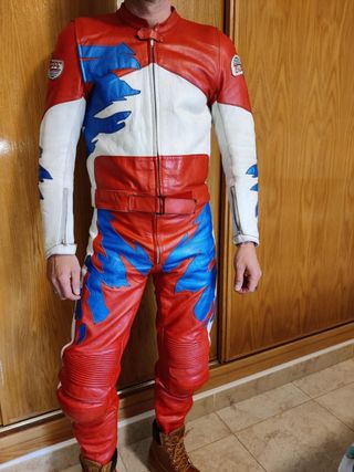 CHOLLO REBAJADO!! Traje moto cuero Giussepe piel