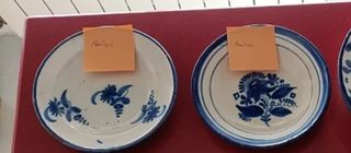 2 Platos antiguos, azul y blanco