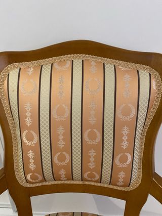 Butaca Descalzadoras Madera Tapizadas.