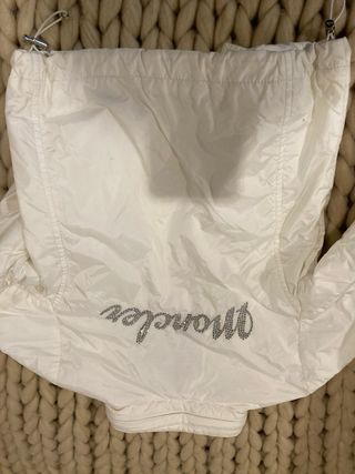 Cazadora Moncler blanca niña