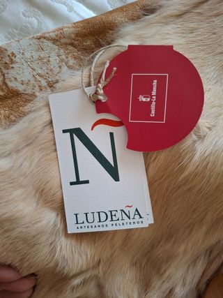 Chaqueta piel marrón-beige, pelo conejo