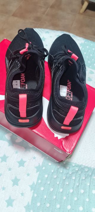 Zapatillas Puma SoftFoam - Negras