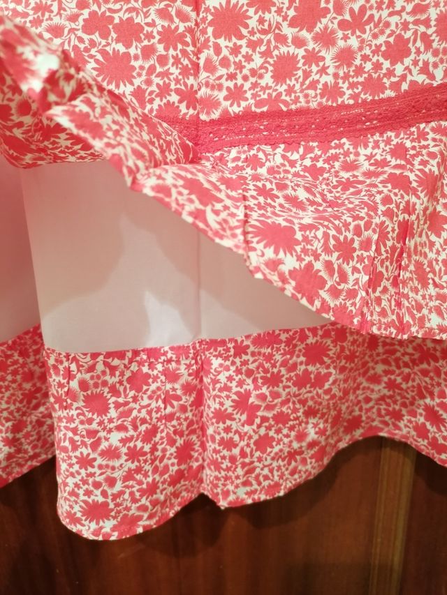 Falda roja y blanca Camaieu