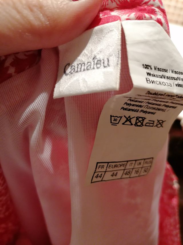 Falda roja y blanca Camaieu