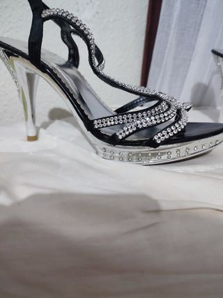 Zapatos Fama negros tacón 36