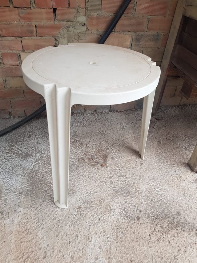 Vendo mesa blanca