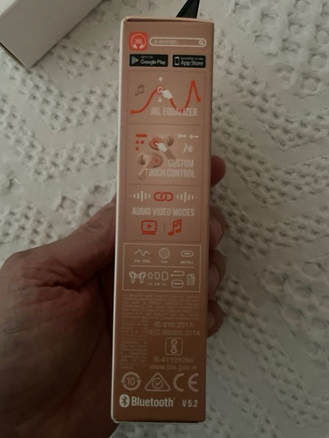 Fones de ouvido bluetooth JBL wave beam sem abrir