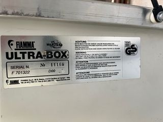 Cofre portaequipajes Fiamma Ultra Box 400 litros