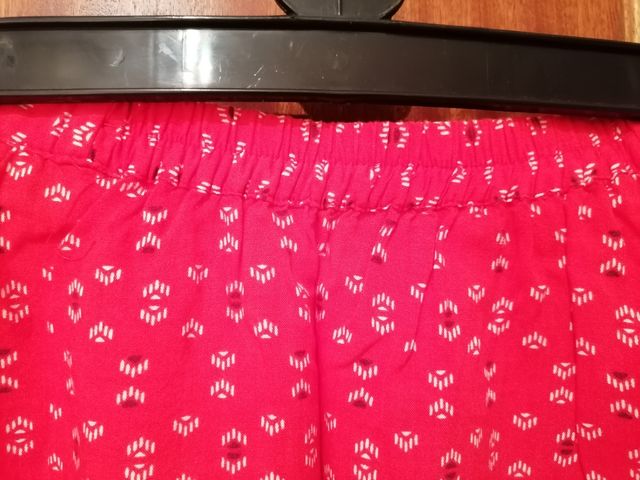 Falda roja Clockhouse