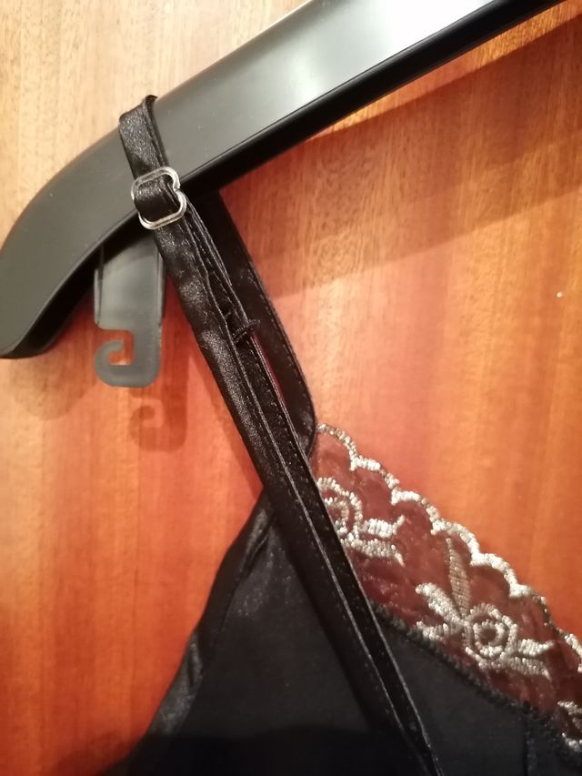 Blusa negra seda encaje talla S