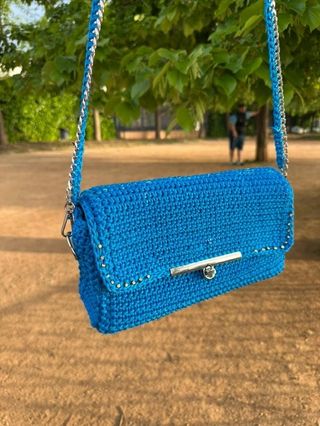 Bolso crochet azul  selecto de  fiesta